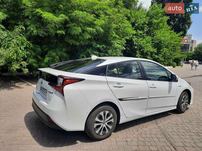 Хетчбек Toyota Prius 2022 в Одесі