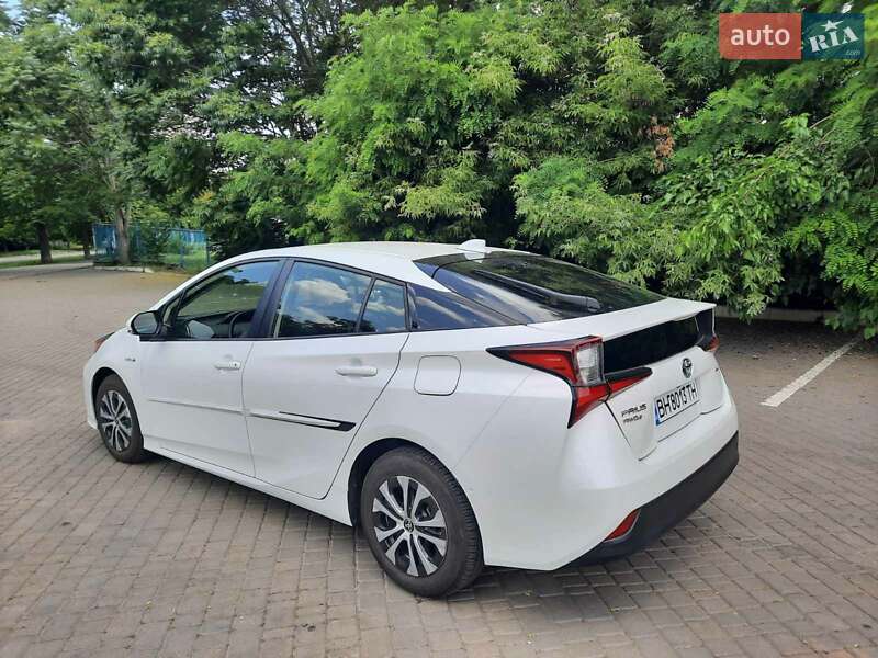 Хетчбек Toyota Prius 2022 в Одесі