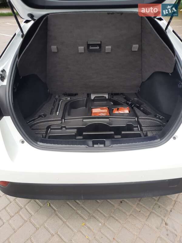 Хетчбек Toyota Prius 2022 в Одесі