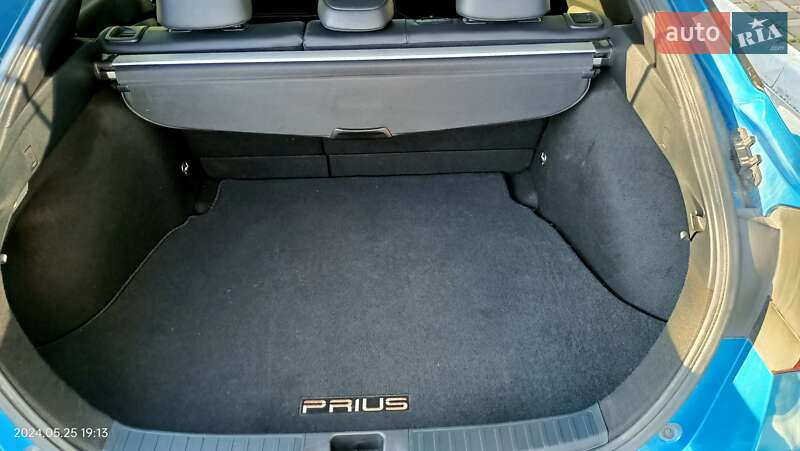 Хетчбек Toyota Prius 2019 в Чубинське