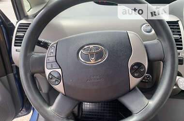 Хэтчбек Toyota Prius 2005 в Львове