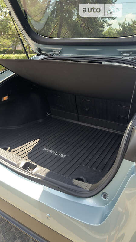 Хетчбек Toyota Prius 2018 в Петропавлівці