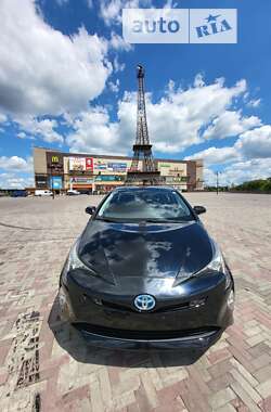 Хэтчбек Toyota Prius 2017 в Харькове