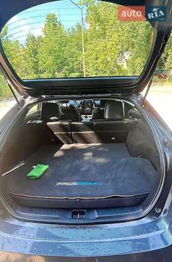 Хэтчбек Toyota Prius 2017 в Киеве