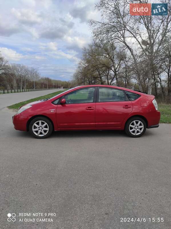 Хетчбек Toyota Prius 2008 в Горішніх Плавнях