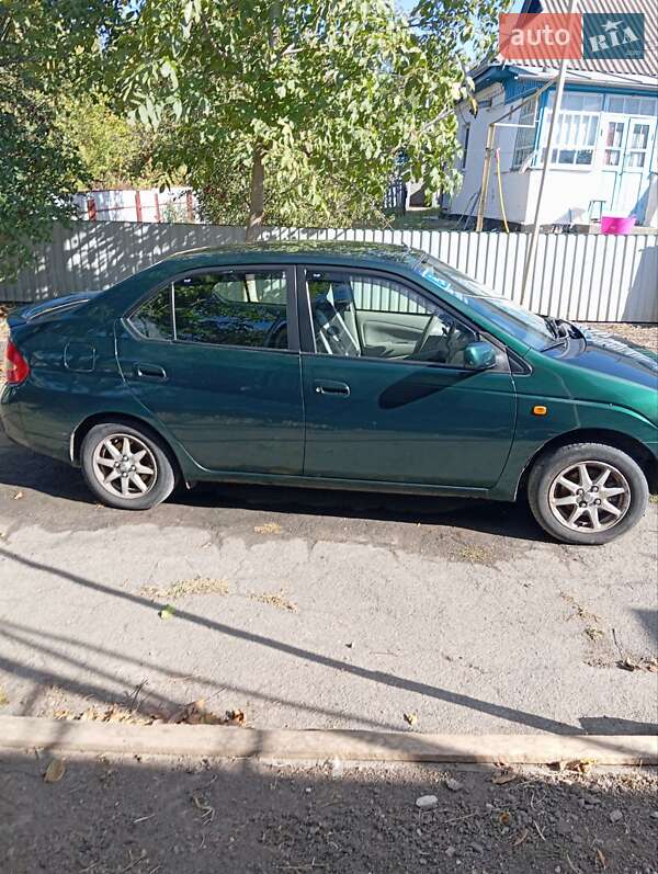 Седан Toyota Prius 2001 в Маньківці