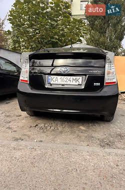 Хэтчбек Toyota Prius 2010 в Киеве