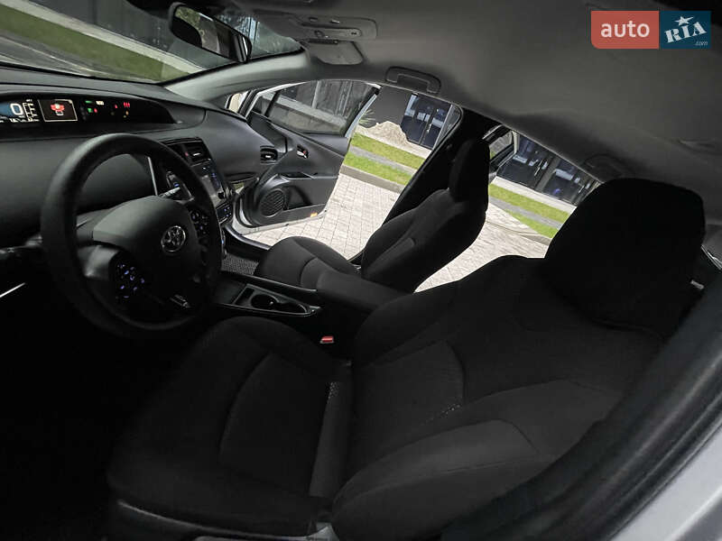Хэтчбек Toyota Prius 2019 в Ивано-Франковске