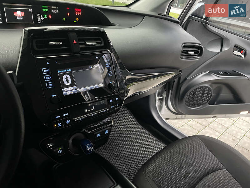 Хэтчбек Toyota Prius 2019 в Ивано-Франковске