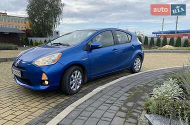 Хэтчбек Toyota Prius 2012 в Луцке