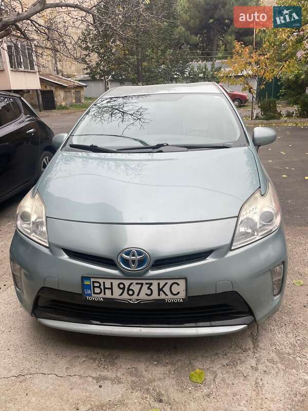 Хэтчбек Toyota Prius 2012 в Одессе