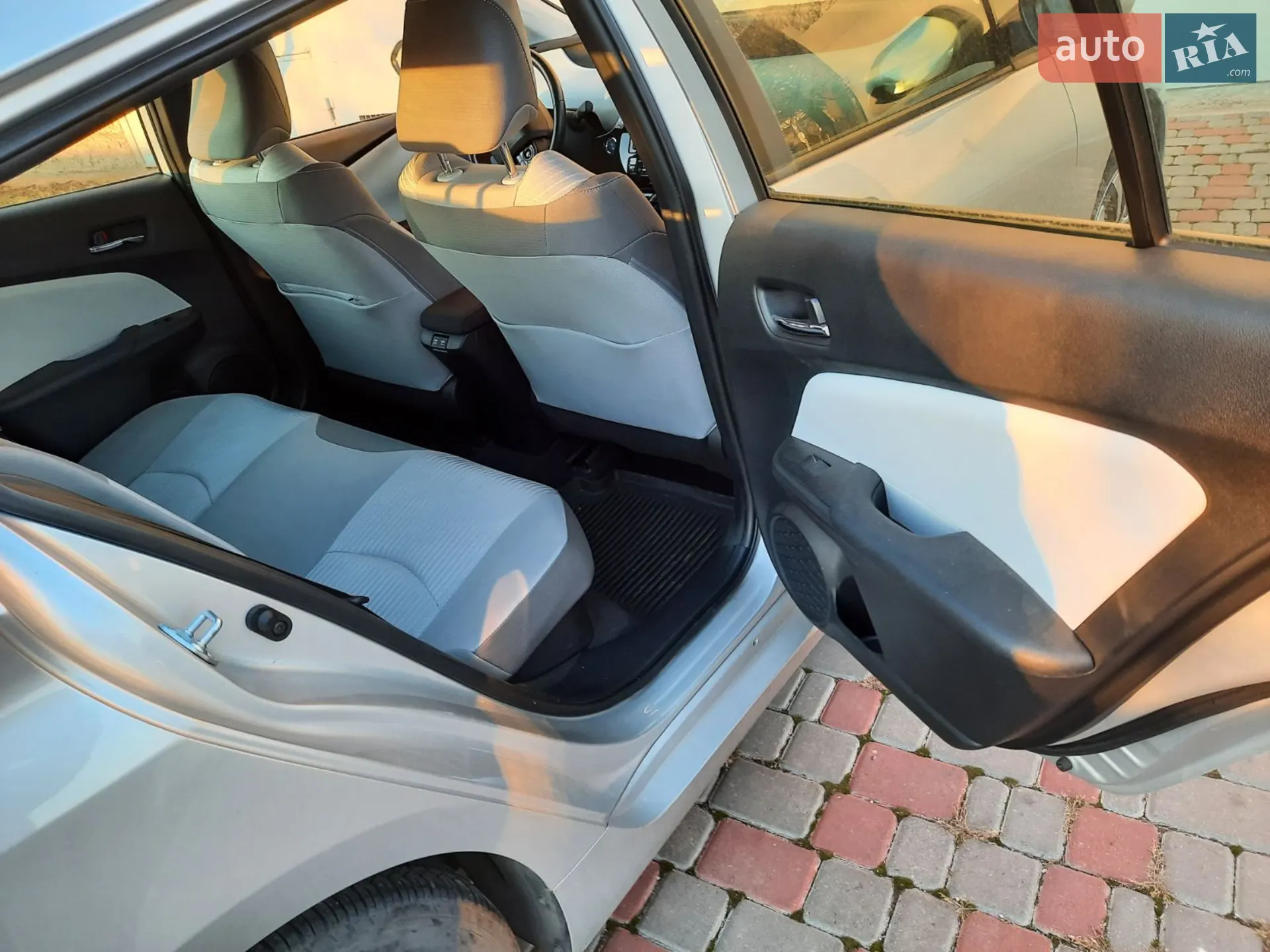 2021 Toyota Prius - мініатюра 9