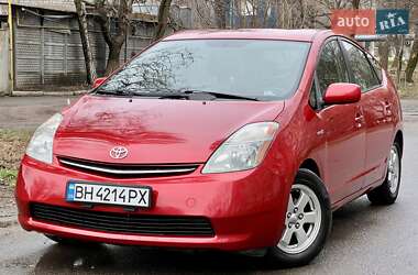 Хэтчбек Toyota Prius 2009 в 
