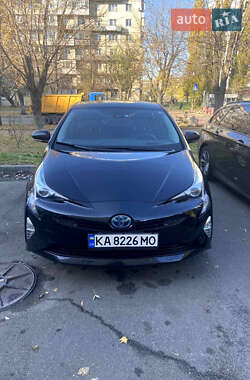 Хетчбек Toyota Prius 2016 в Києві