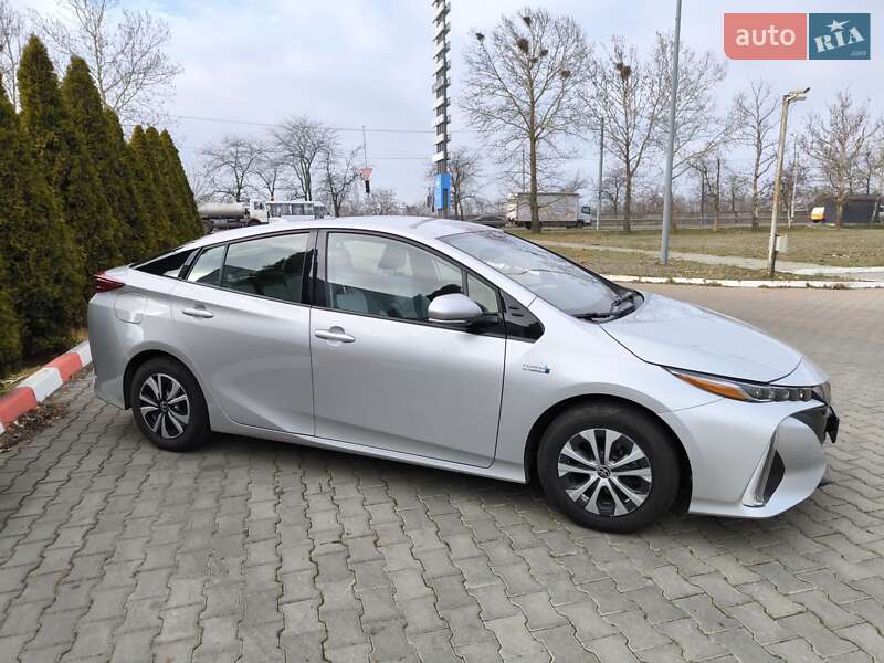 Хетчбек Toyota Prius 2019 в Миколаєві