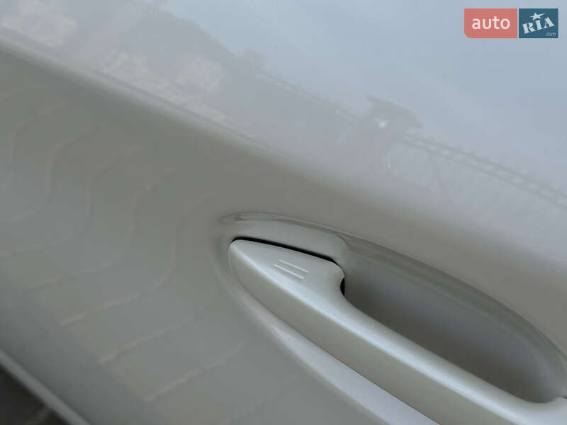 Хетчбек Toyota Prius 2012 в Одесі