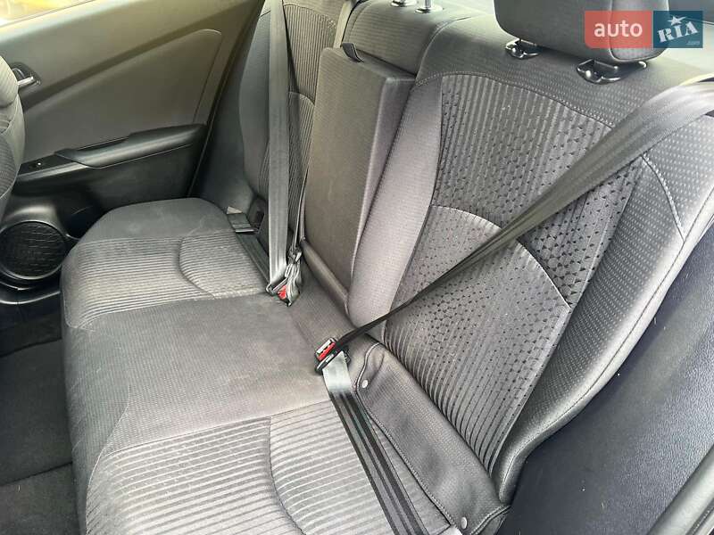 Хетчбек Toyota Prius 2016 в Одесі фото 15 Хетчбек Toyota Prius 2016 в Одесі