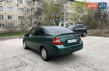 Седан Toyota Prius 2001 в 