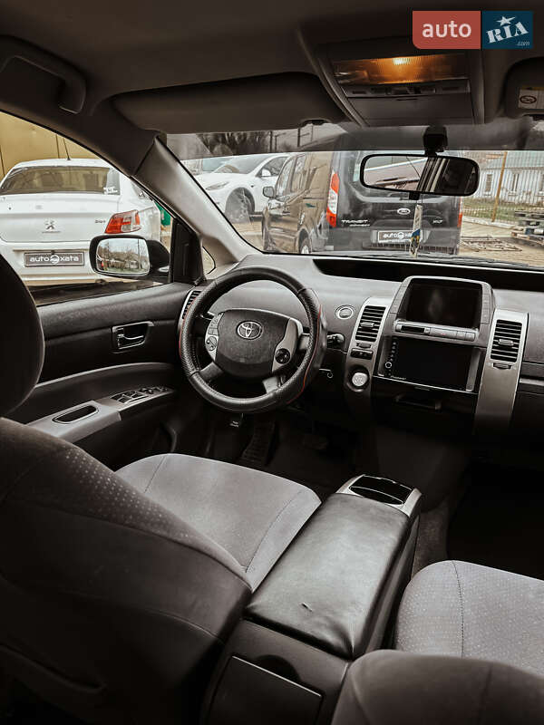 Хэтчбек Toyota Prius 2007 в Николаеве