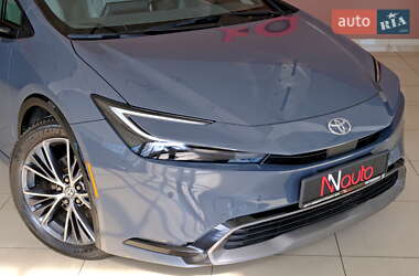 Хэтчбек Toyota Prius 2024 в 