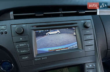 Хетчбек Toyota Prius 2012 в 