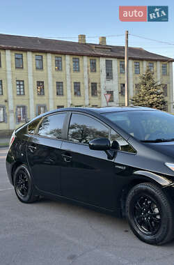 Хетчбек Toyota Prius 2013 в 