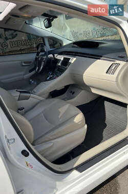 Хэтчбек Toyota Prius 2014 в Киеве