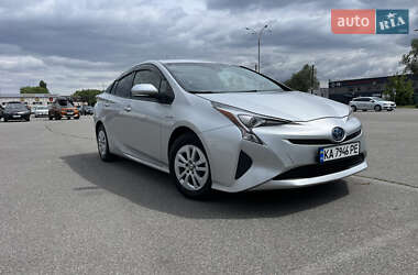 Хетчбек Toyota Prius 2016 в Києві