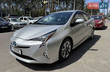 Хэтчбек Toyota Prius 2016 в Киеве