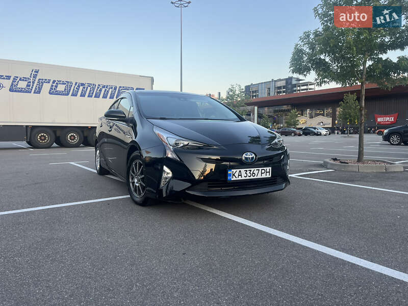 Toyota Prius 2016