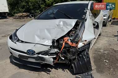 Хетчбек Toyota Prius 2022 в 