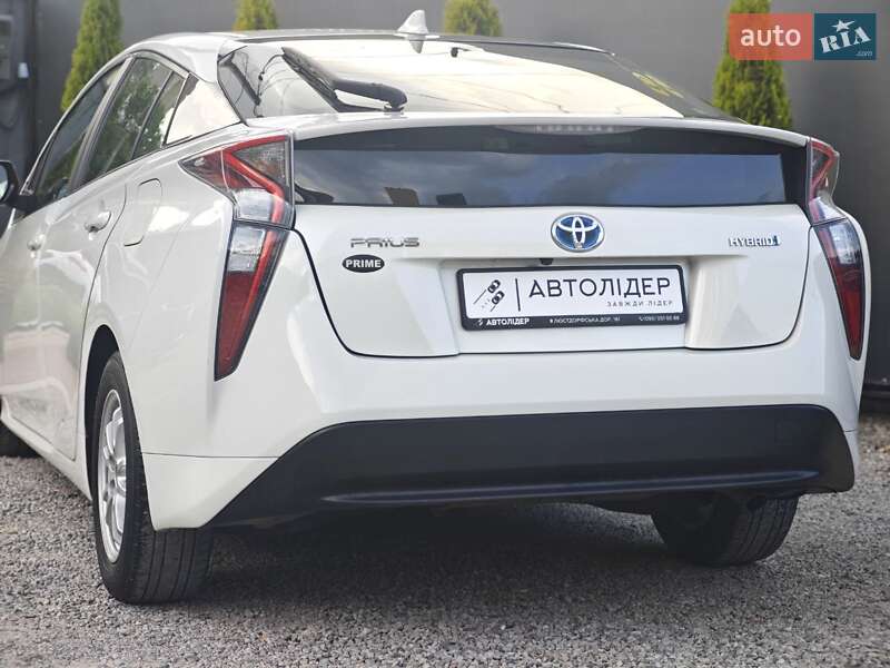 Хэтчбек Toyota Prius 2016 в Одессе