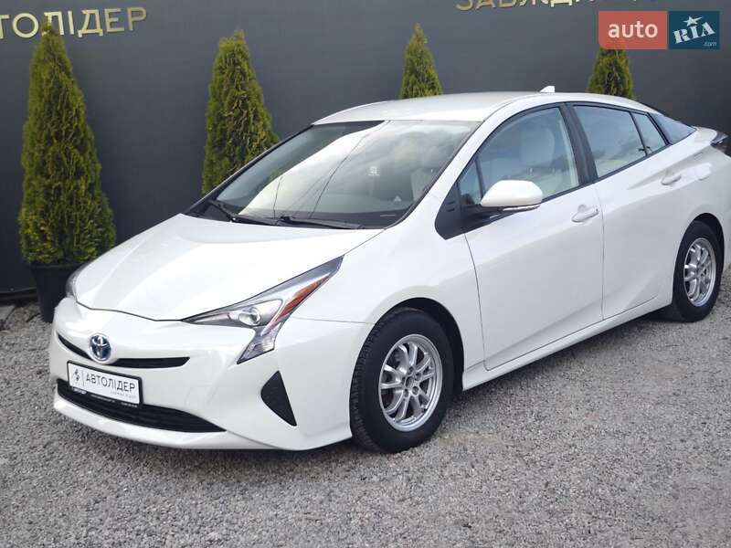 Хэтчбек Toyota Prius 2016 в Одессе