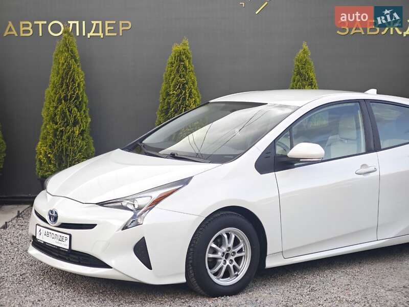 Хэтчбек Toyota Prius 2016 в Одессе