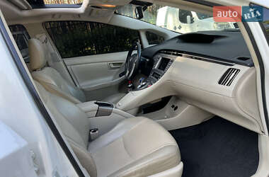 Хэтчбек Toyota Prius 2014 в Киеве