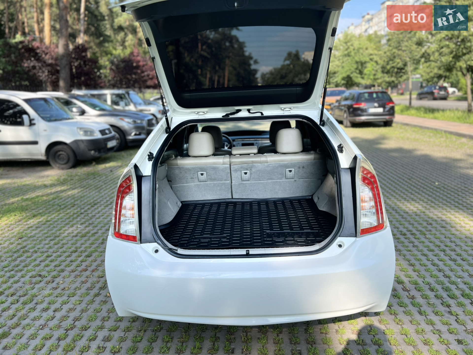 2014 Toyota Prius - мініатюра 37