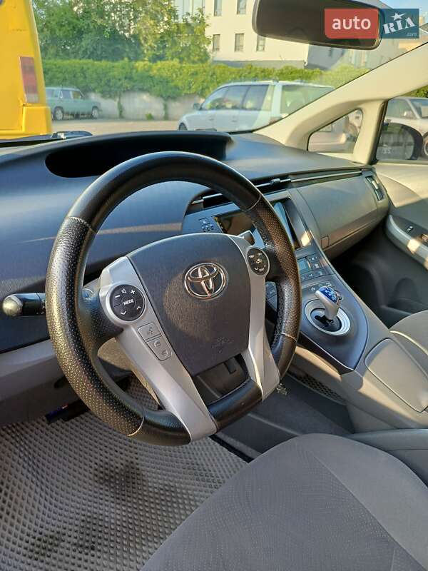 Хетчбек Toyota Prius 2010 в Одесі