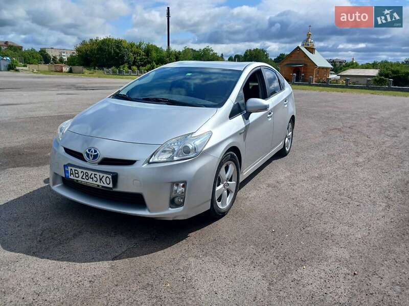 Хетчбек Toyota Prius 2010 в Тульчині