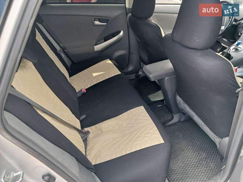 Хетчбек Toyota Prius 2010 в Тульчині