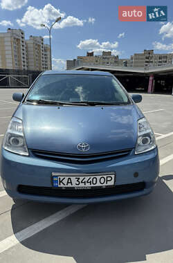 Хетчбек Toyota Prius 2005 в 
