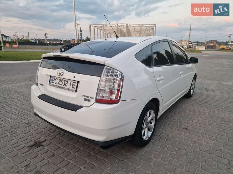 Хэтчбек Toyota Prius 2007 в Львове