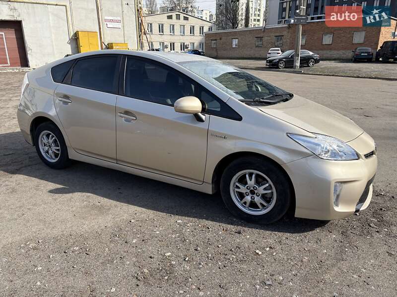 Toyota Prius 2011