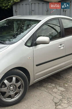 Хетчбек Toyota Prius 2005 в Луцьку