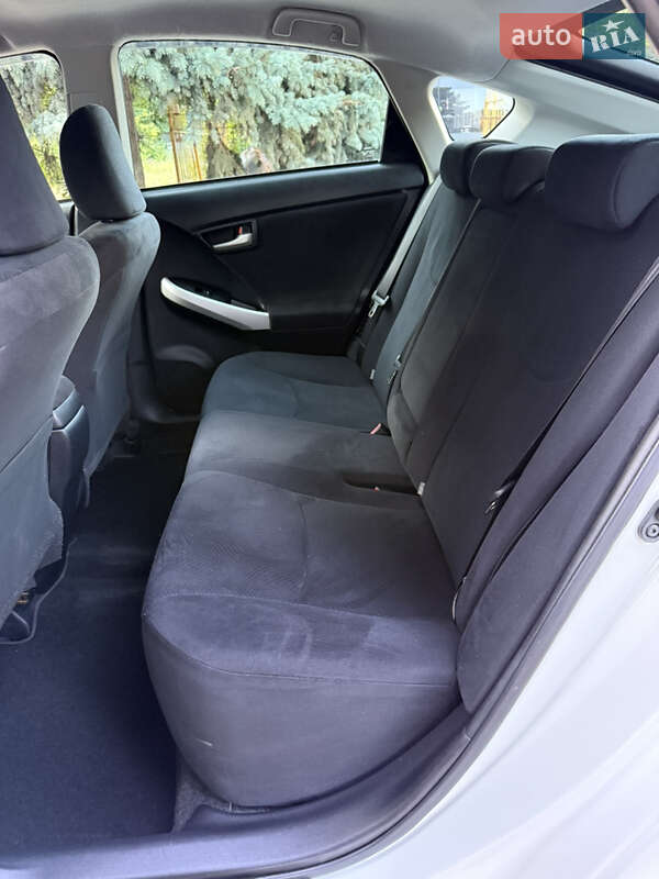 Хэтчбек Toyota Prius 2014 в Одессе