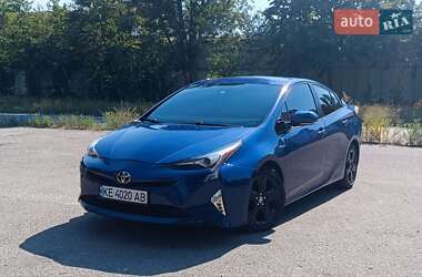 Хэтчбек Toyota Prius 2016 в Днепре