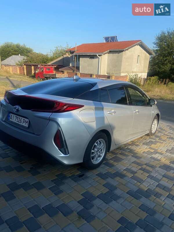 Хэтчбек Toyota Prius 2019 в Вышгороде