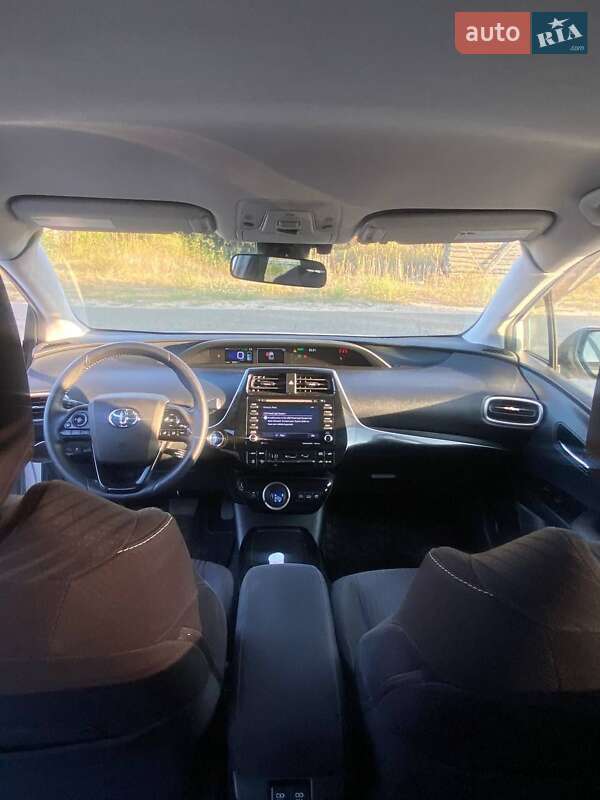 Хэтчбек Toyota Prius 2019 в Вышгороде