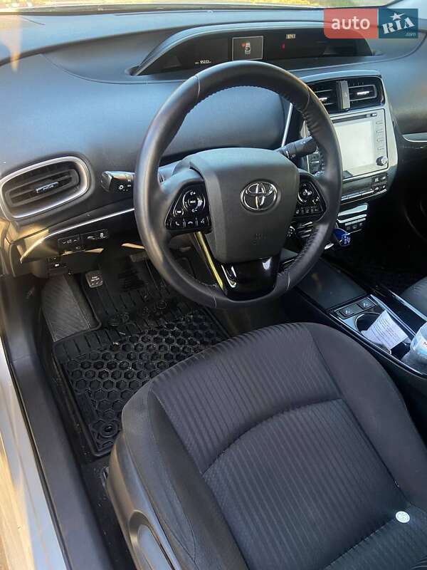 Хэтчбек Toyota Prius 2019 в Вышгороде