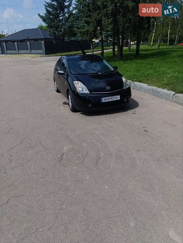 Хэтчбек Toyota Prius 2008 в Житомире