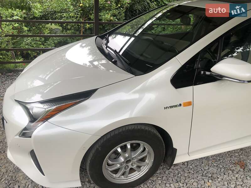Хэтчбек Toyota Prius 2018 в Ровно фото 6 Хэтчбек Toyota Prius 2018 в Ровно